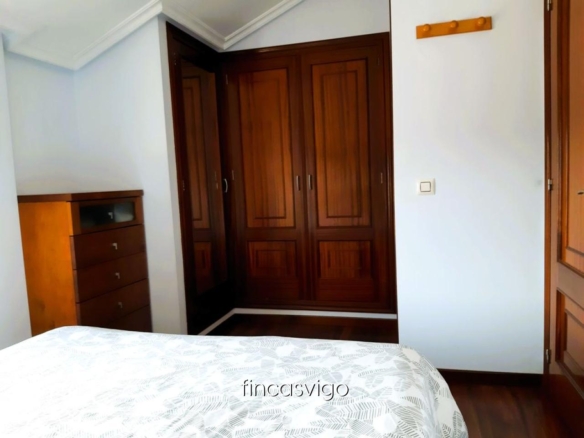EXCELENTE CHALET EN LAVADORES
