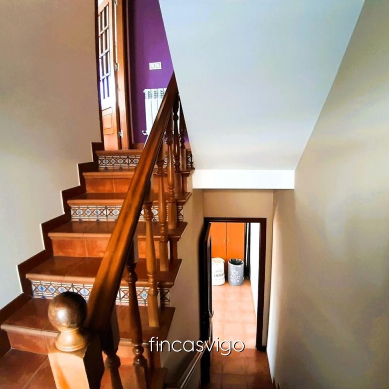 EXCELENTE CHALET EN LAVADORES
