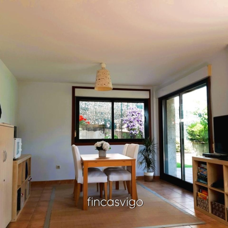 EXCELENTE CHALET EN LAVADORES