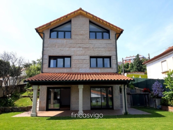 EXCELENTE CHALET EN LAVADORES