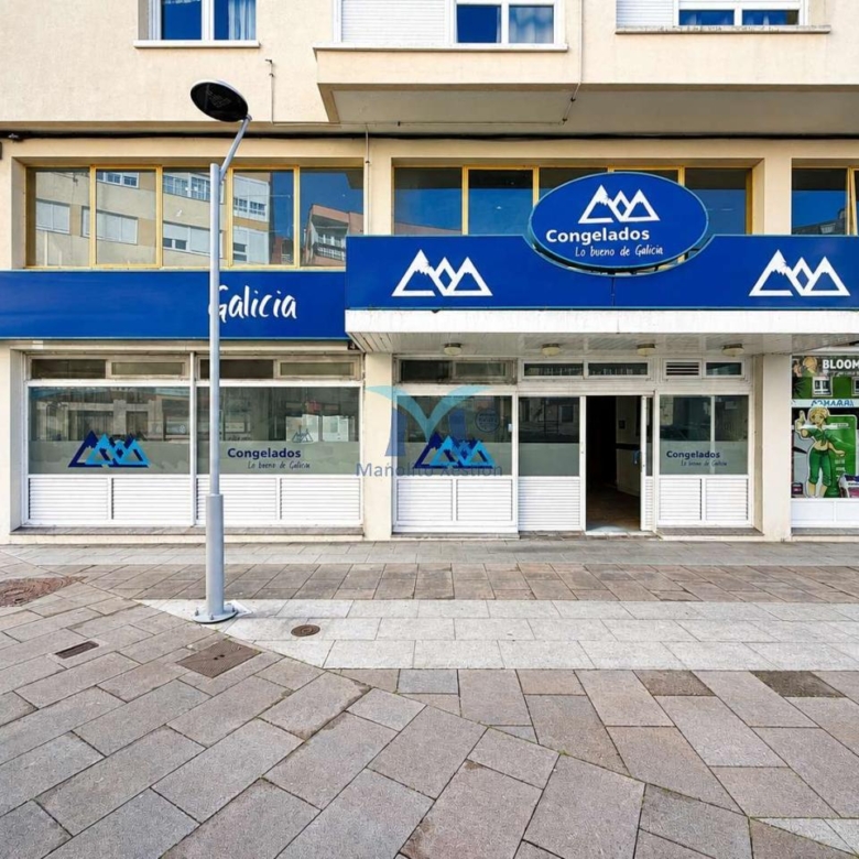 BAJO COMERCIAL EN VENTA EN PLENO CENTRO DE CEE