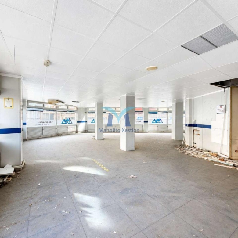 BAJO COMERCIAL EN VENTA EN PLENO CENTRO DE CEE