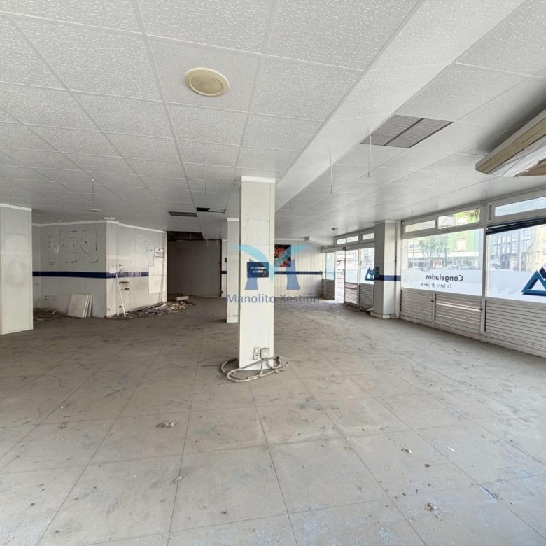 BAJO COMERCIAL EN VENTA EN PLENO CENTRO DE CEE