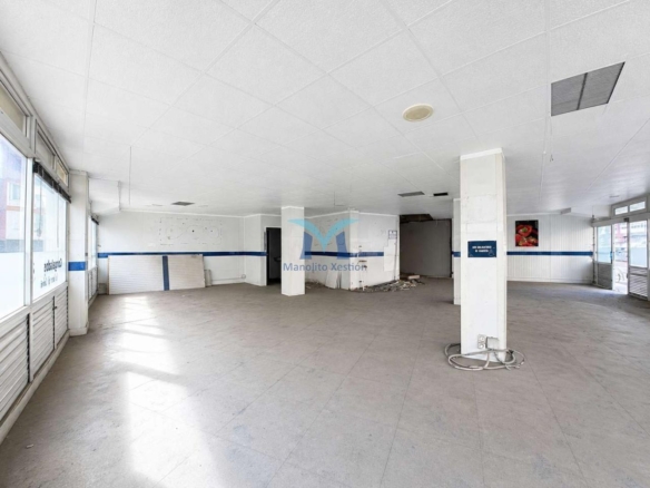 BAJO COMERCIAL EN VENTA EN PLENO CENTRO DE CEE