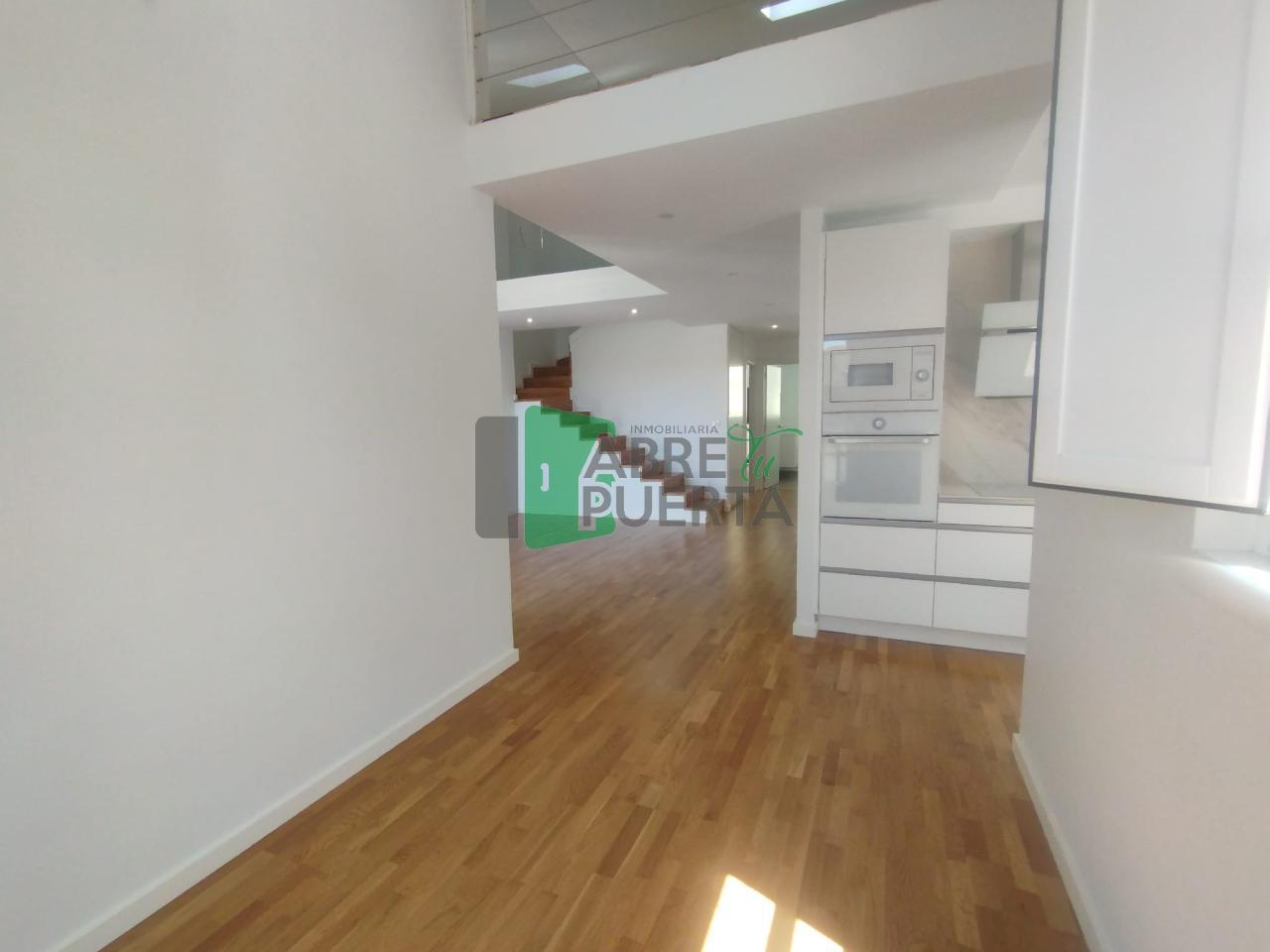 178067549712600148219_178067517300 DUPLEX EN ALQUILER