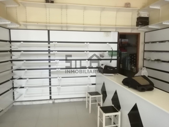 VENTA DE LOCAL COMERCIAL EN EL 21