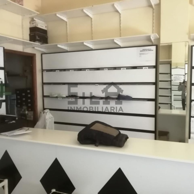 VENTA DE LOCAL COMERCIAL EN EL 21