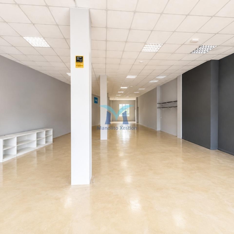 BAJO COMERCIAL EN VENTA EN CEE