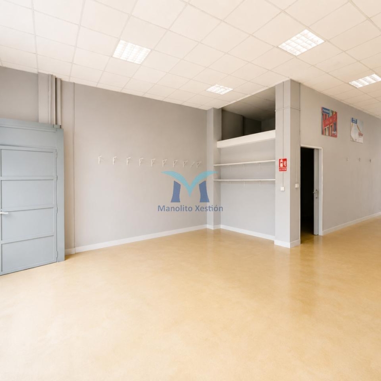 BAJO COMERCIAL EN VENTA EN CEE