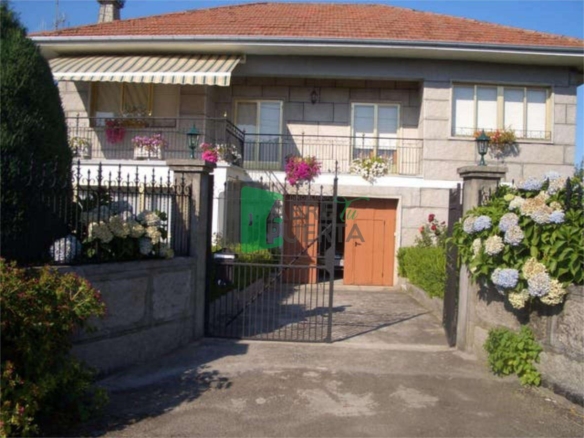 CHALET EN VENTA EN XINZO DE LIMIA