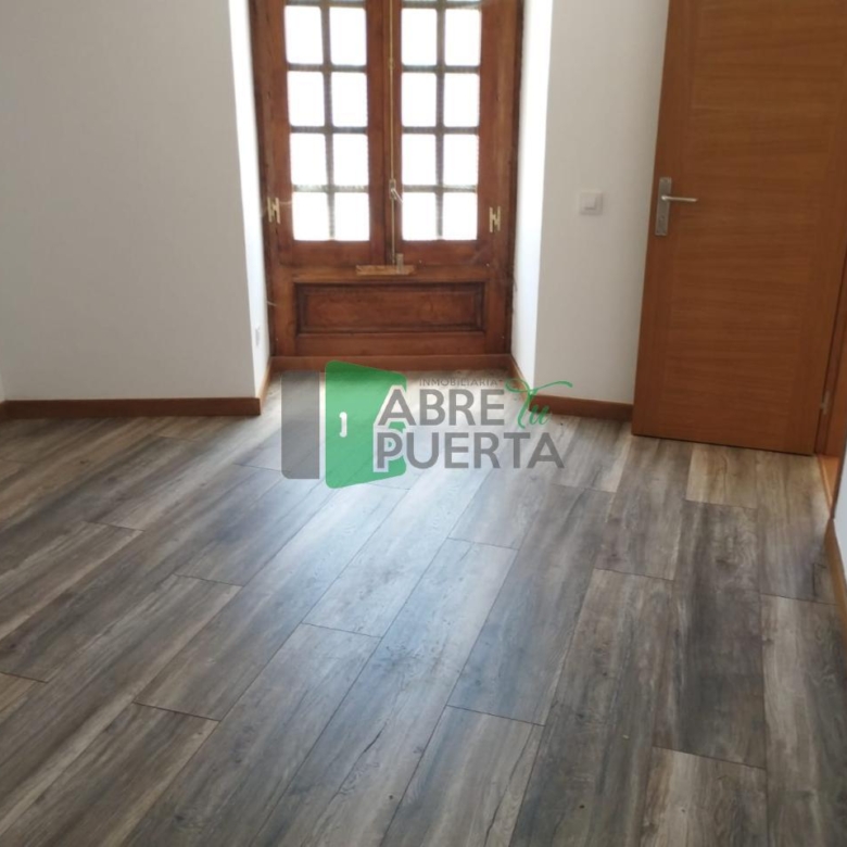 LOCAL EN ALQUILER EN TRIVES