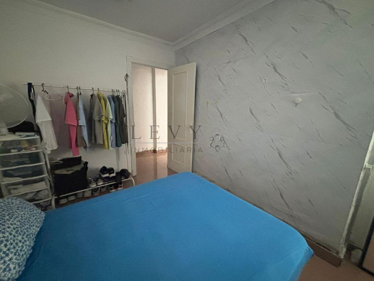 Piso para entrar a vivir de 2 habitaciones