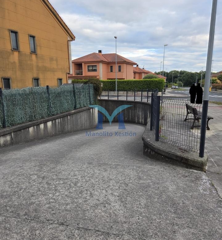 SE VENDEN CHALETS ADOSADOS EN FERROL – URBANIZACIÓN CIUDAD JARDÍN
