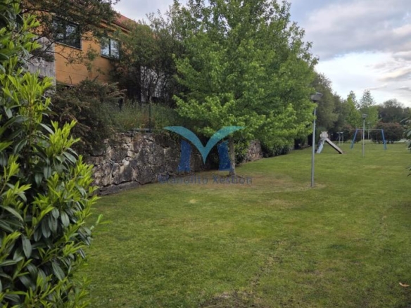 SE VENDEN CHALETS ADOSADOS EN FERROL – URBANIZACIÓN CIUDAD JARDÍN