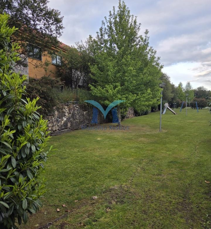 SE VENDEN CHALETS ADOSADOS EN FERROL – URBANIZACIÓN CIUDAD JARDÍN