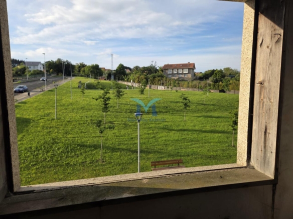 SE VENDEN CHALETS ADOSADOS EN FERROL – URBANIZACIÓN CIUDAD JARDÍN