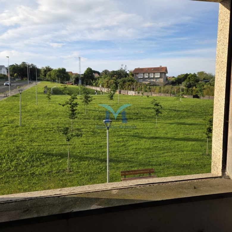 SE VENDEN CHALETS ADOSADOS EN FERROL – URBANIZACIÓN CIUDAD JARDÍN
