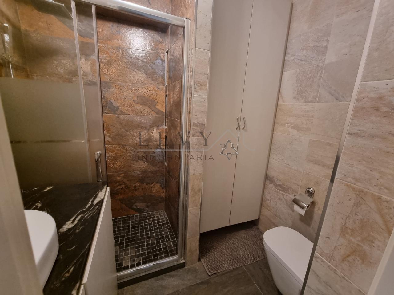 178126205543000170151_177495439672 Piso en Capuchinos con licencia turística