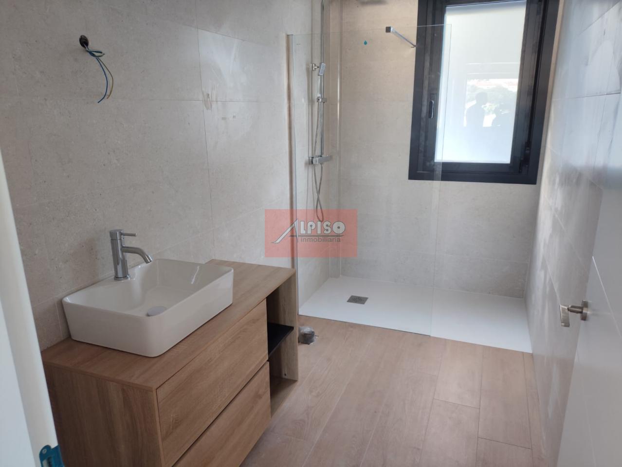 Chalet en Ourense