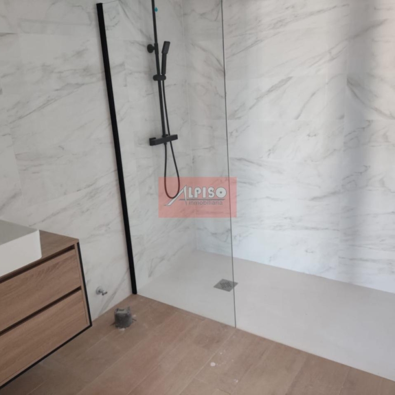 Chalet en Ourense