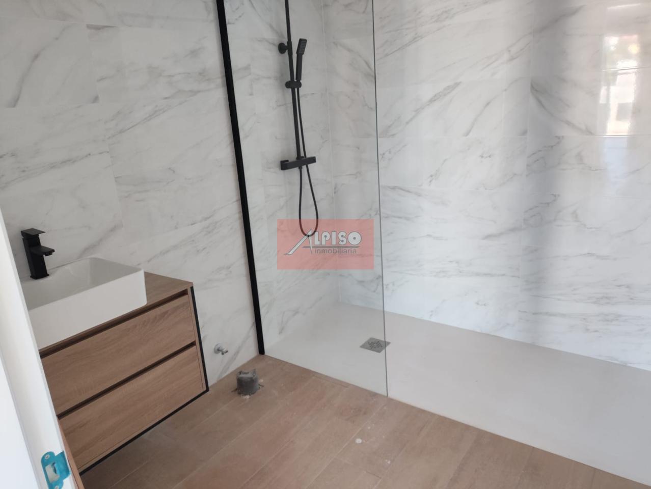 Chalet en Ourense