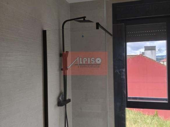 Chalet en Ourense
