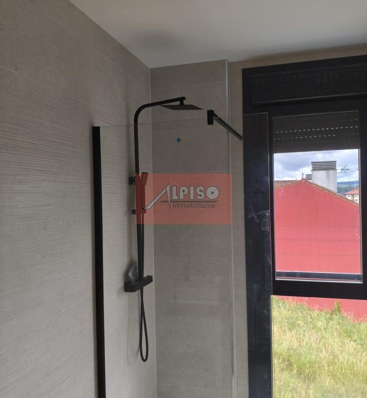 Chalet en Ourense