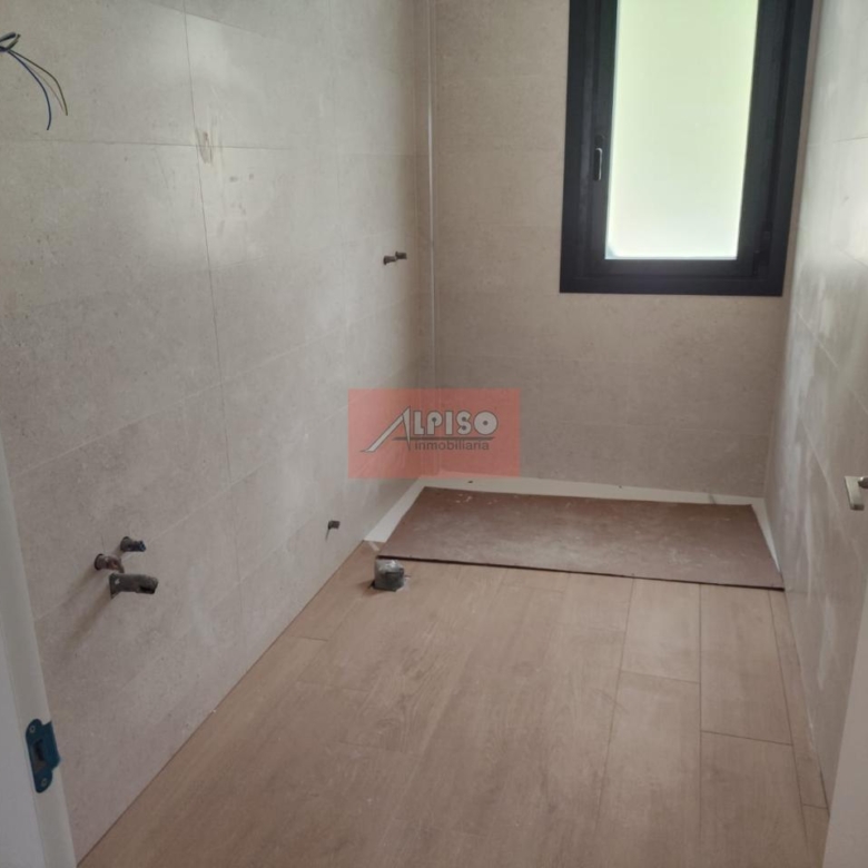 Chalet en Ourense