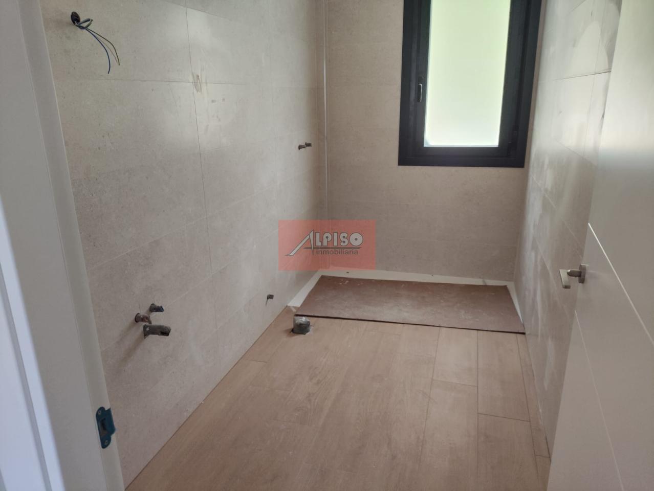 Chalet en Ourense