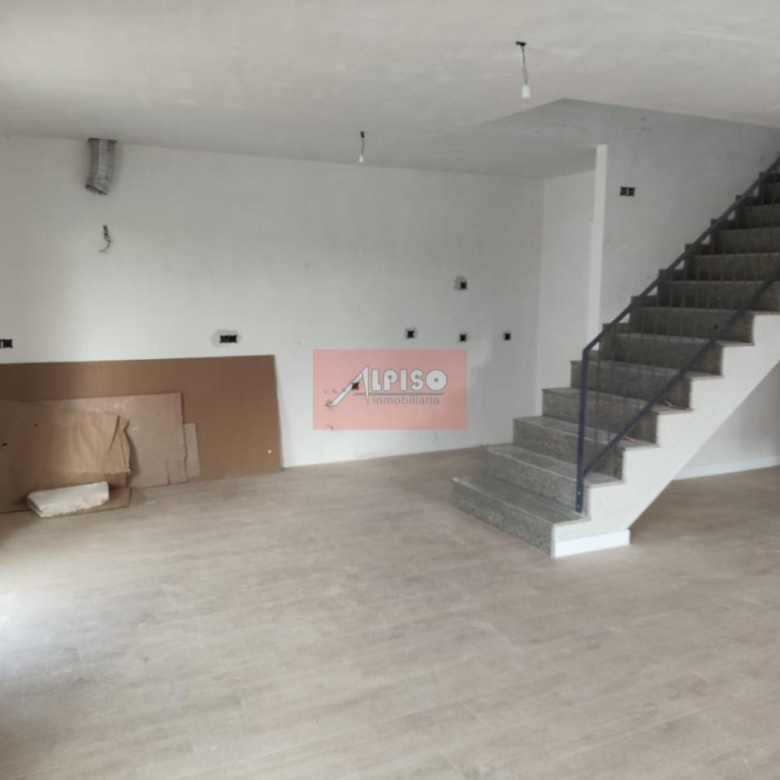 Chalet en Ourense