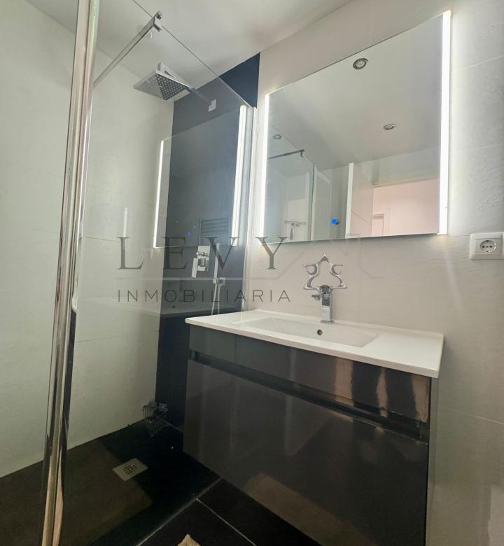 Espectacular piso en venta cerca de Puerto Banus