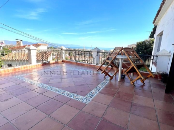 Fantástico chalet en Torremolinos – EL PINAR