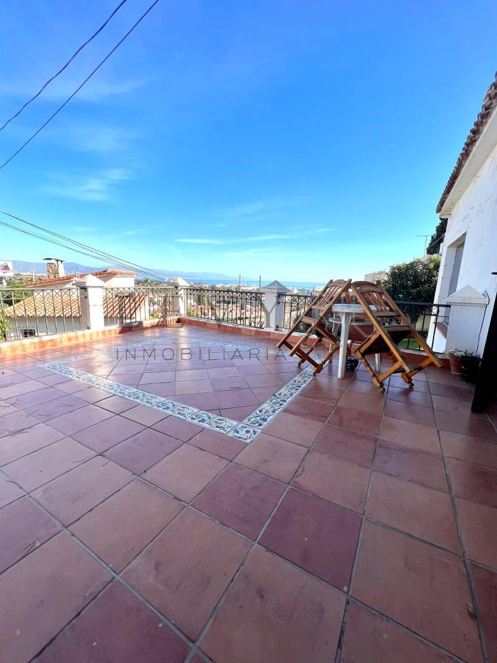 178128396665700032221_167481470884 Fantástico chalet en Torremolinos – EL PINAR