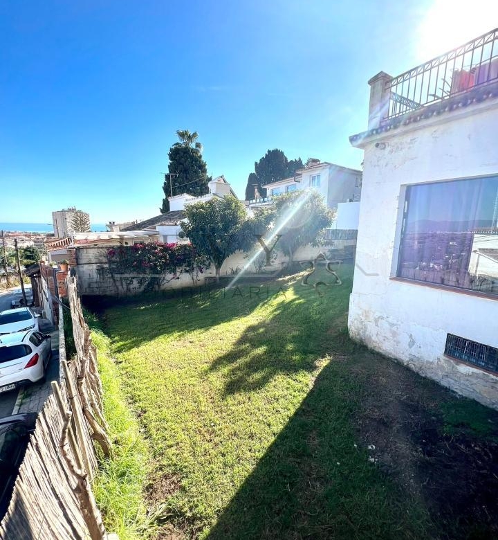 Fantástico chalet en Torremolinos – EL PINAR