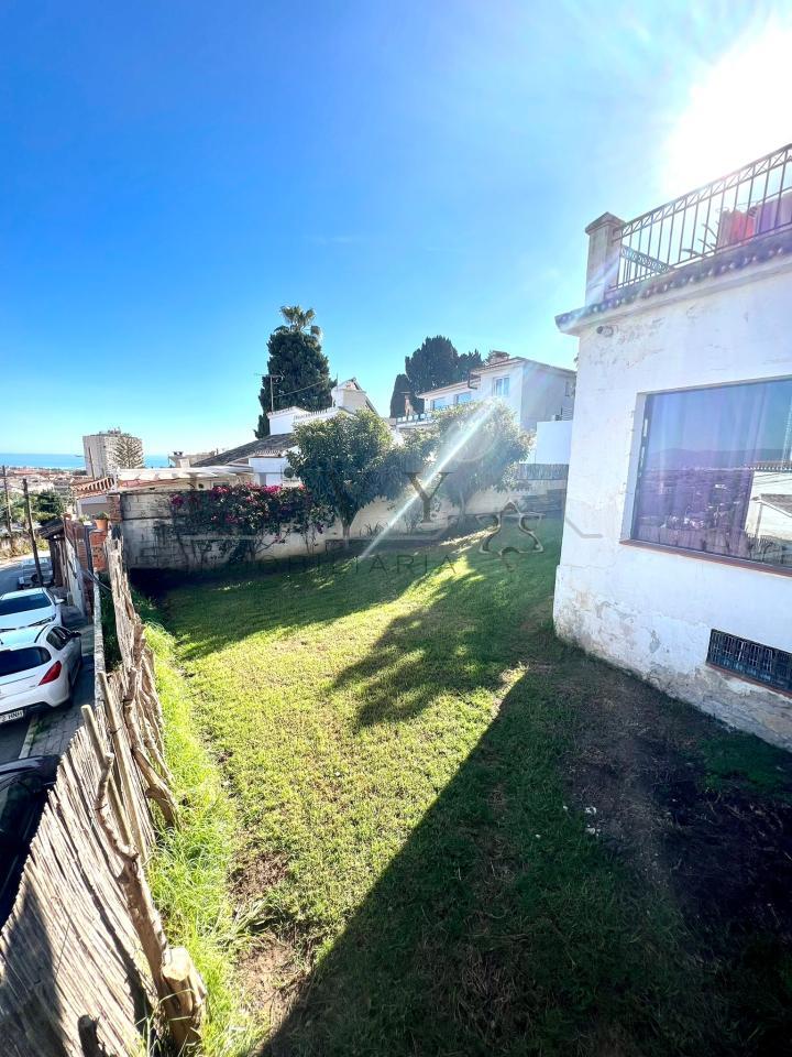 178128396725600032221_167481472197 Fantástico chalet en Torremolinos – EL PINAR