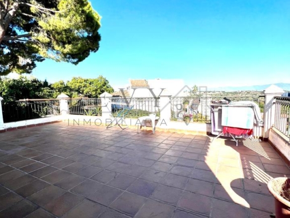 Fantástico chalet en Torremolinos – EL PINAR