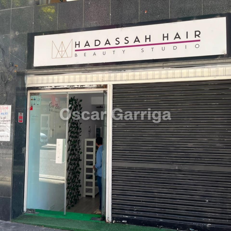 LOCAL COMERCIAL PARA ALQUILAR (25 M2) EN EL CENTRO DE OURENSE. CONFLUENCIA CALLES CONCEJO CON AVDA. HABANA.