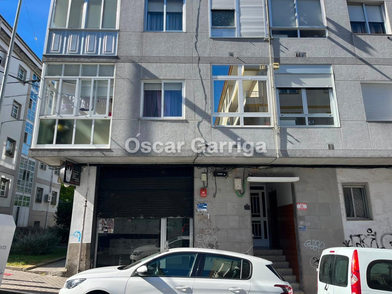 LOCAL COMERCIAL (40 m2) EN C/VASCO DIAZ (OURENSE). AL LADO CENTRO MÉDICO DE A CUÑA. IDEAL PARA BAR. POSIBILIDAD DE ALQUILER