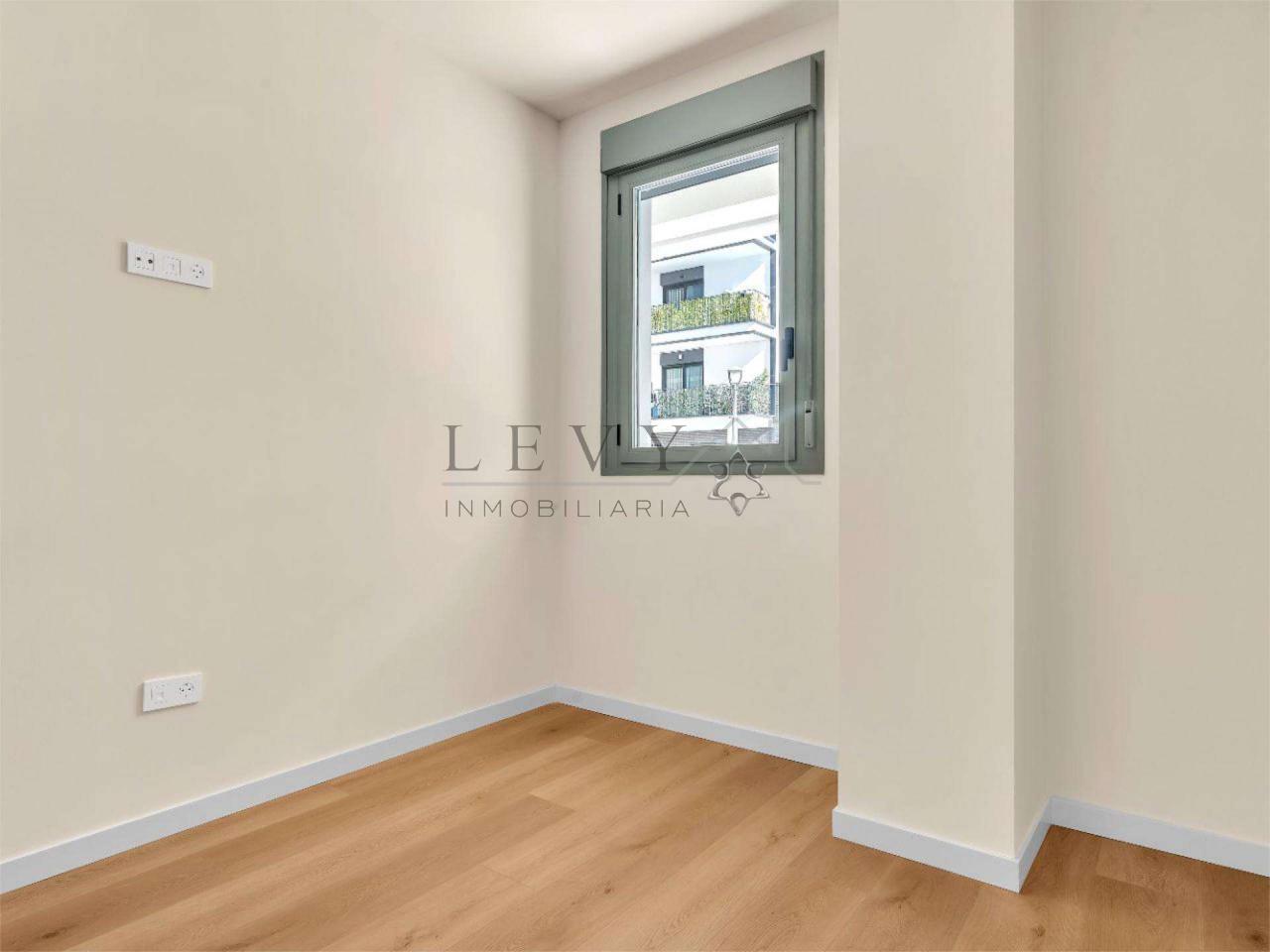 178152305879900171116_177910550496 PLANTA BAJA en Los Guindos – Parque Mediterráneo – Santa Paula