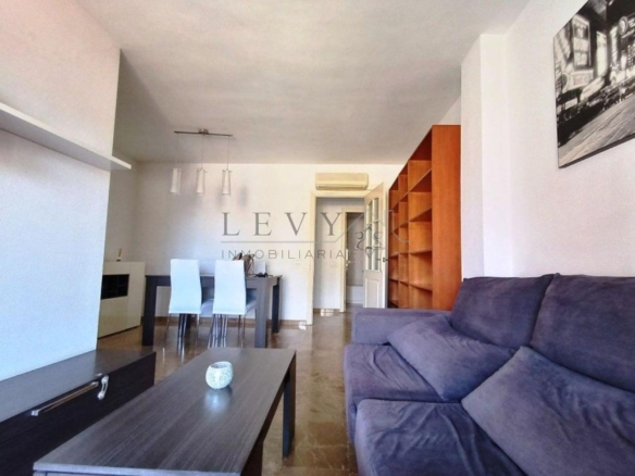 Piso en venta en Cruz de Humilladero – Camino de Antequera