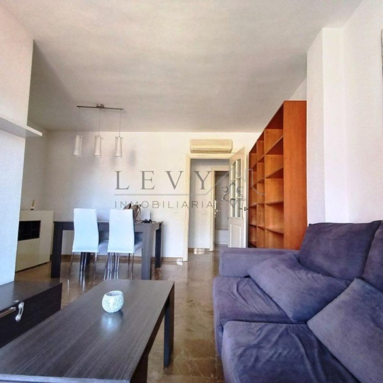 Piso en venta en Cruz de Humilladero – Camino de Antequera