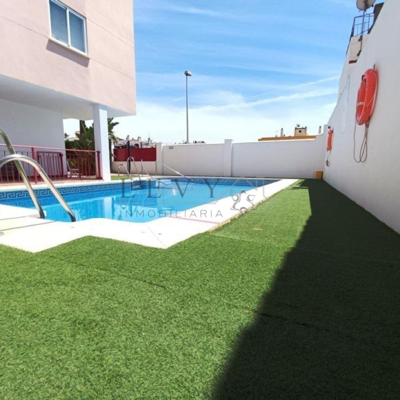 Piso en venta en Cruz de Humilladero – Camino de Antequera