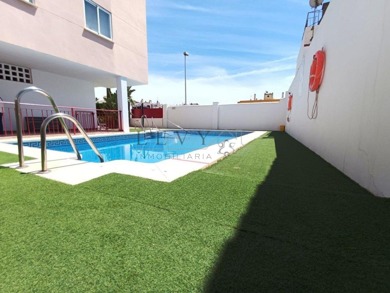 178154281732900171733_178154164920 Piso en venta en Cruz de Humilladero – Camino de Antequera