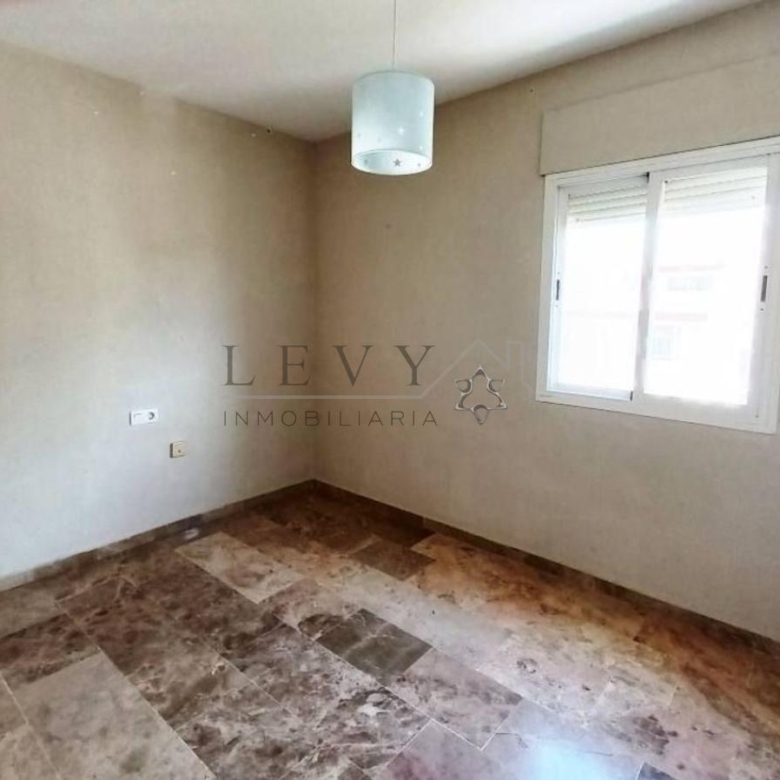 Piso en venta en Cruz de Humilladero – Camino de Antequera