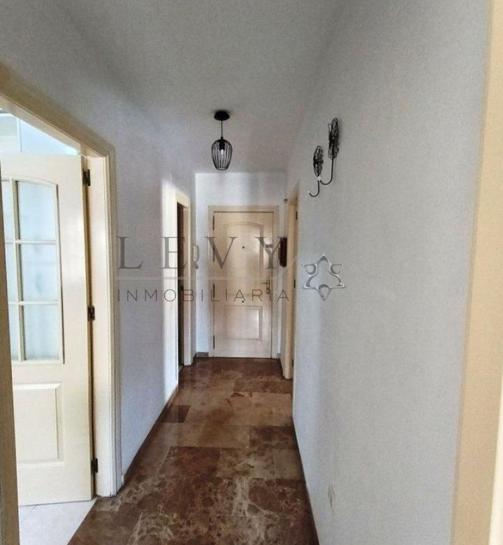 Piso en venta en Cruz de Humilladero – Camino de Antequera