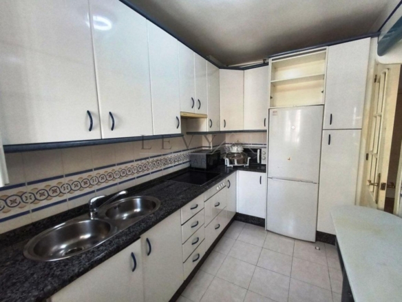 Piso en venta en Cruz de Humilladero – Camino de Antequera