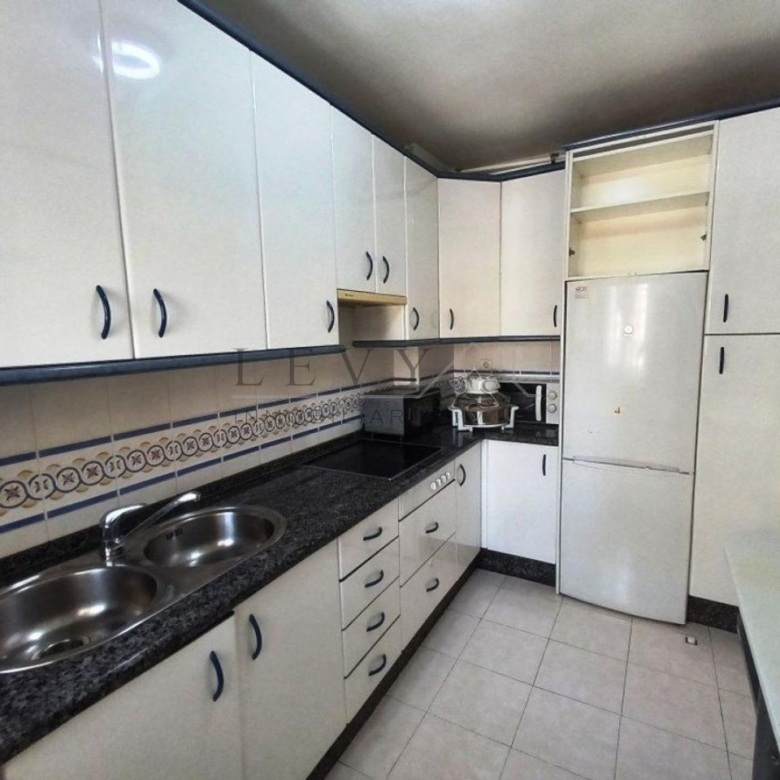 Piso en venta en Cruz de Humilladero – Camino de Antequera