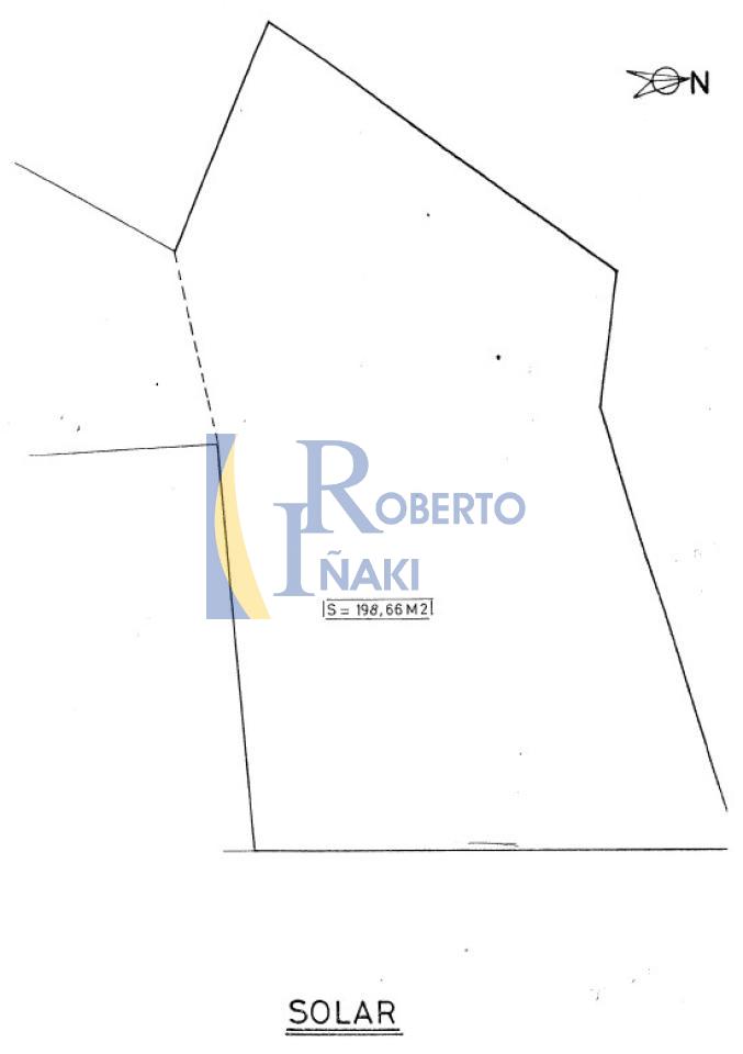 178169961977600045143_178169945882 CASA QUE CONSTA DE 1 LOCAL Y 3 VIVIENDAS