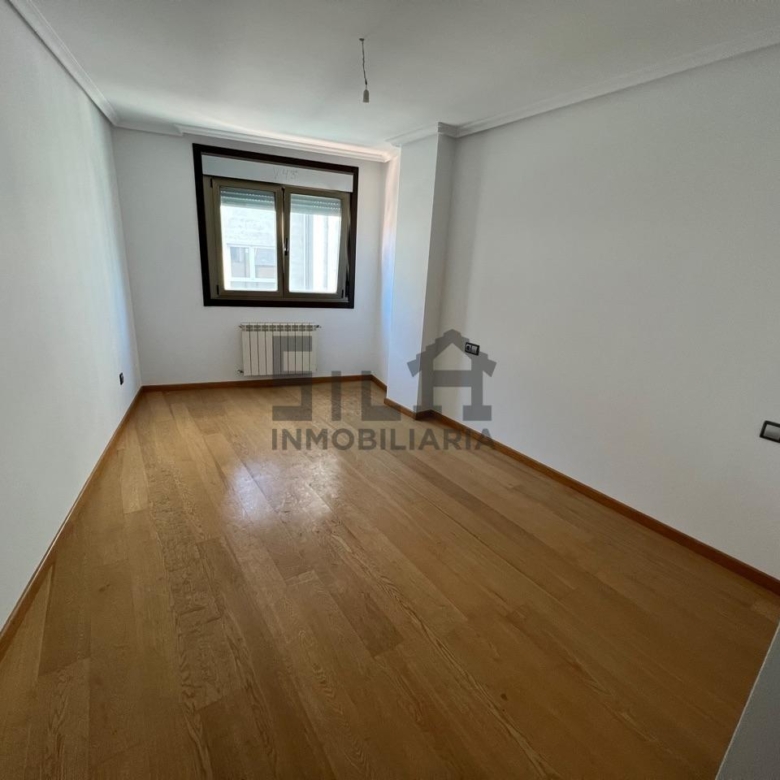 VENTA PISO EN CARBALLIÑO