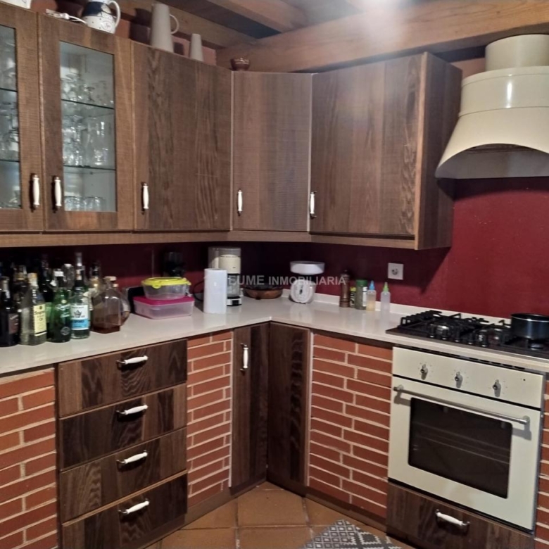 CASA DE PIEDRA PARA REHABILITAR-EXCELENTE FINCA